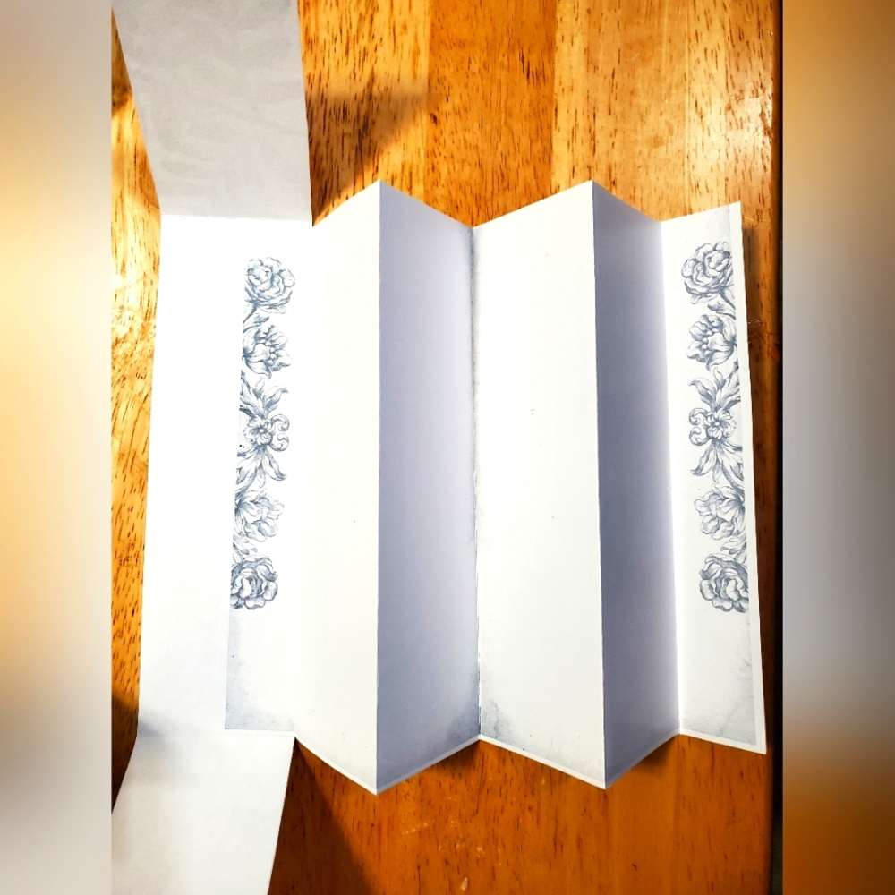 🙏 HAND CRAFTED Set of 3 yellow booklet with ribbon closure - Picture 6 of 10